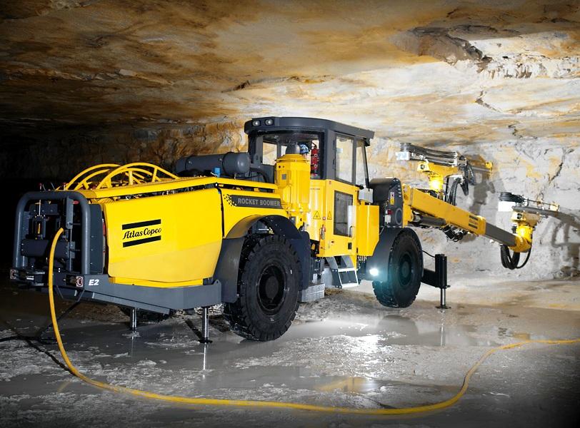 Yeraltı ve Yerüstü Makinelerin Orijinal Yedek Parça Üretim Merkezi Slider Görseli